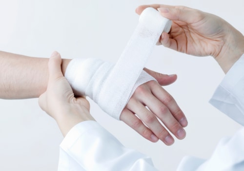 The Benefits of Seeking Treatment at a Specialized Wound Care Clinic